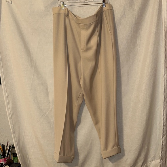 NWT Vince. Sandstone Beige Tapered Cuff Crop Tailored Pull-on Pants XXXL - Picture 2 of 11